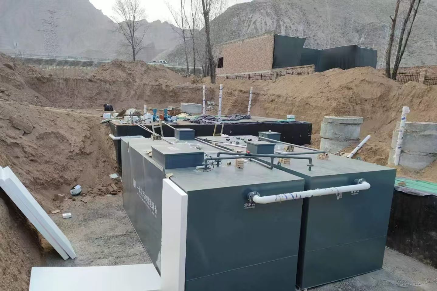 龙湖镇一体化污水处理设备